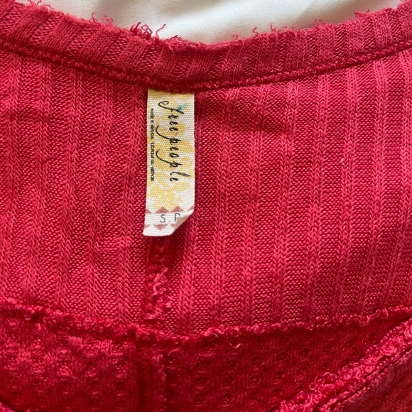 Free People Sunset Park Thermal Oversized Waffle Knit Red Coral Long Sleeve Boho - Picture 4 of 5